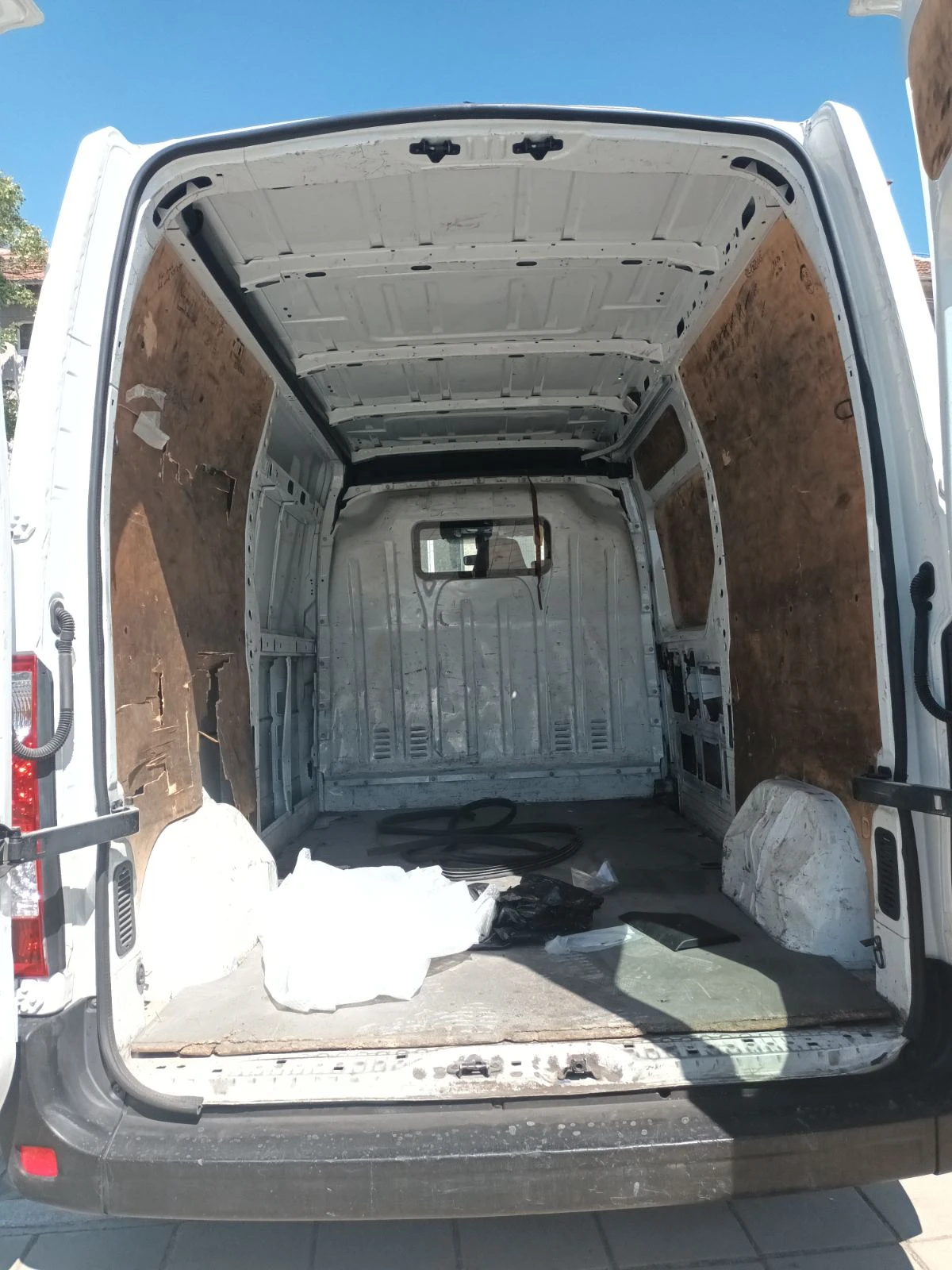 Opel Movano 2.3   - изображение 8