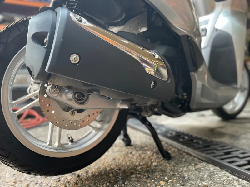 Honda Sh 300i ABS, снимка 8 - Мотоциклети и мототехника - 52612055