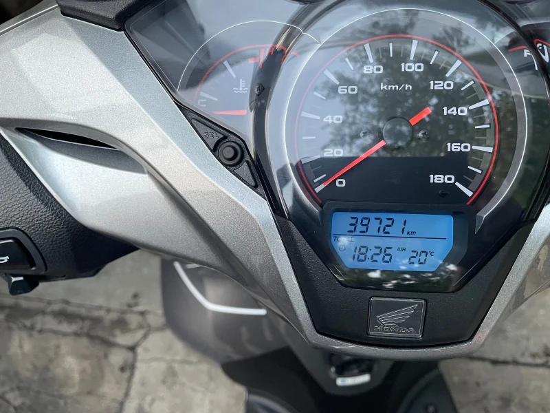 Honda Sh 300i ABS, снимка 4 - Мотоциклети и мототехника - 52612055