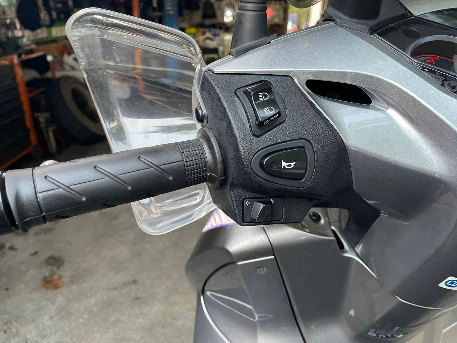 Honda Sh 300i - изображение 6