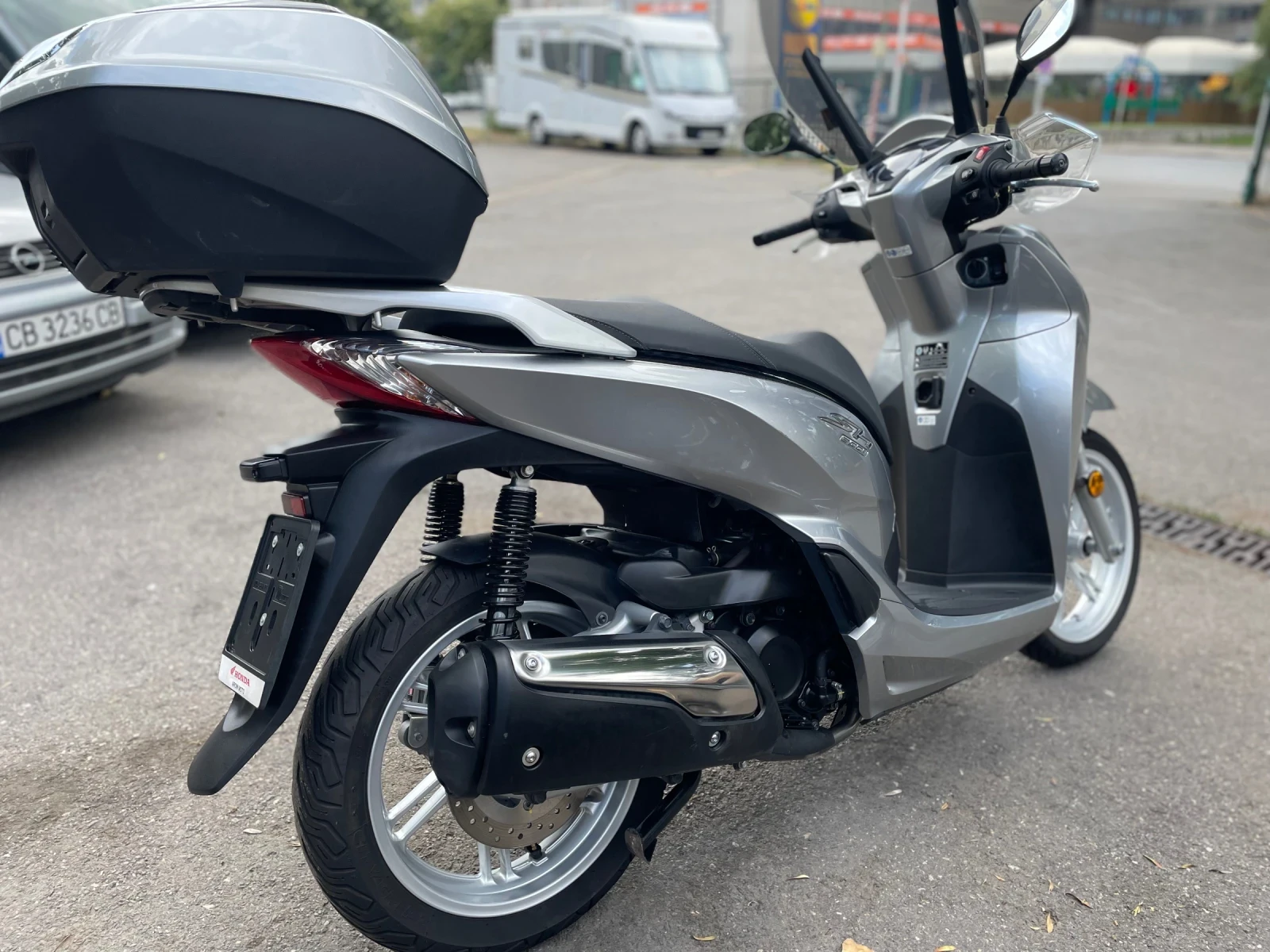 Honda Sh 300i - изображение 2