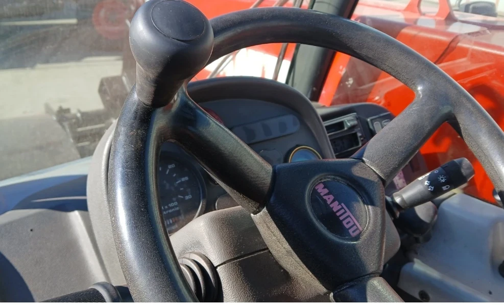 Телескопични товарачи Manitou MLT 730, снимка 5 - Индустриална техника - 56128595