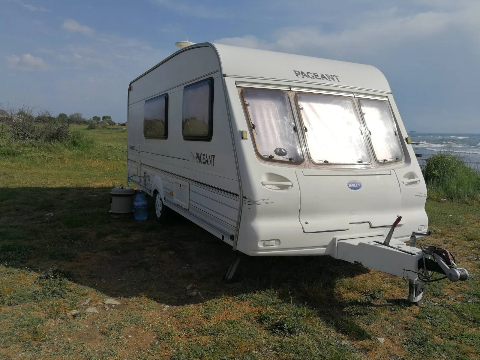 Каравана ABI, снимка 1