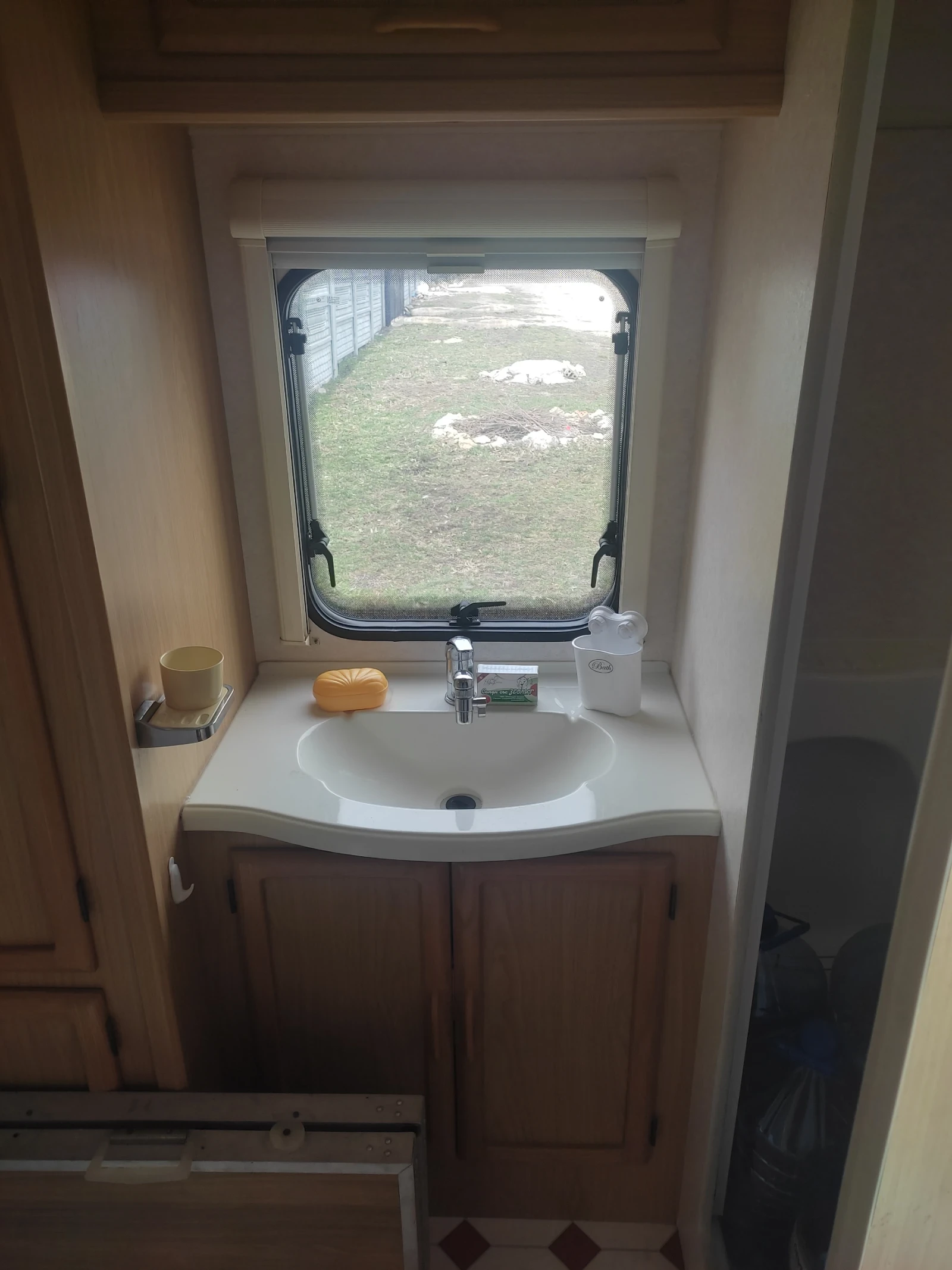  ABI | Mobile.bg   16