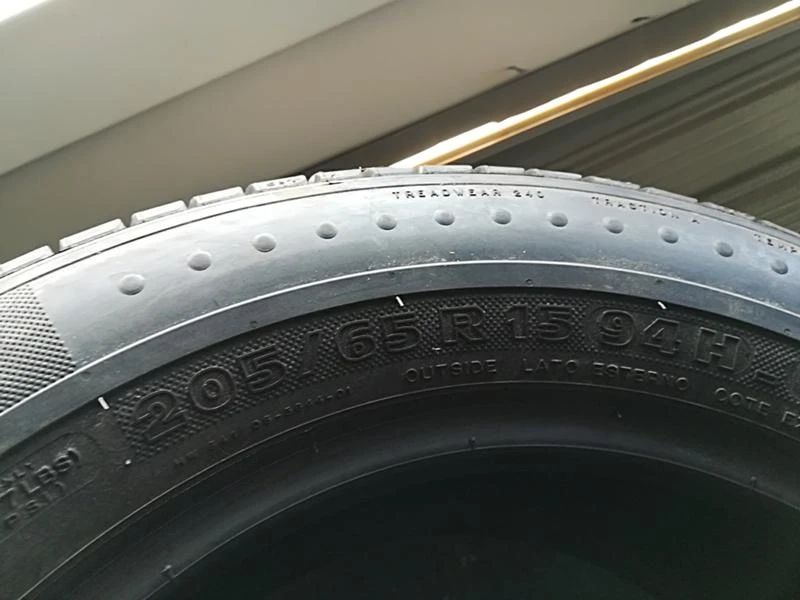 Гуми Летни 205/65R15, снимка 5 - Гуми и джанти - 22770806