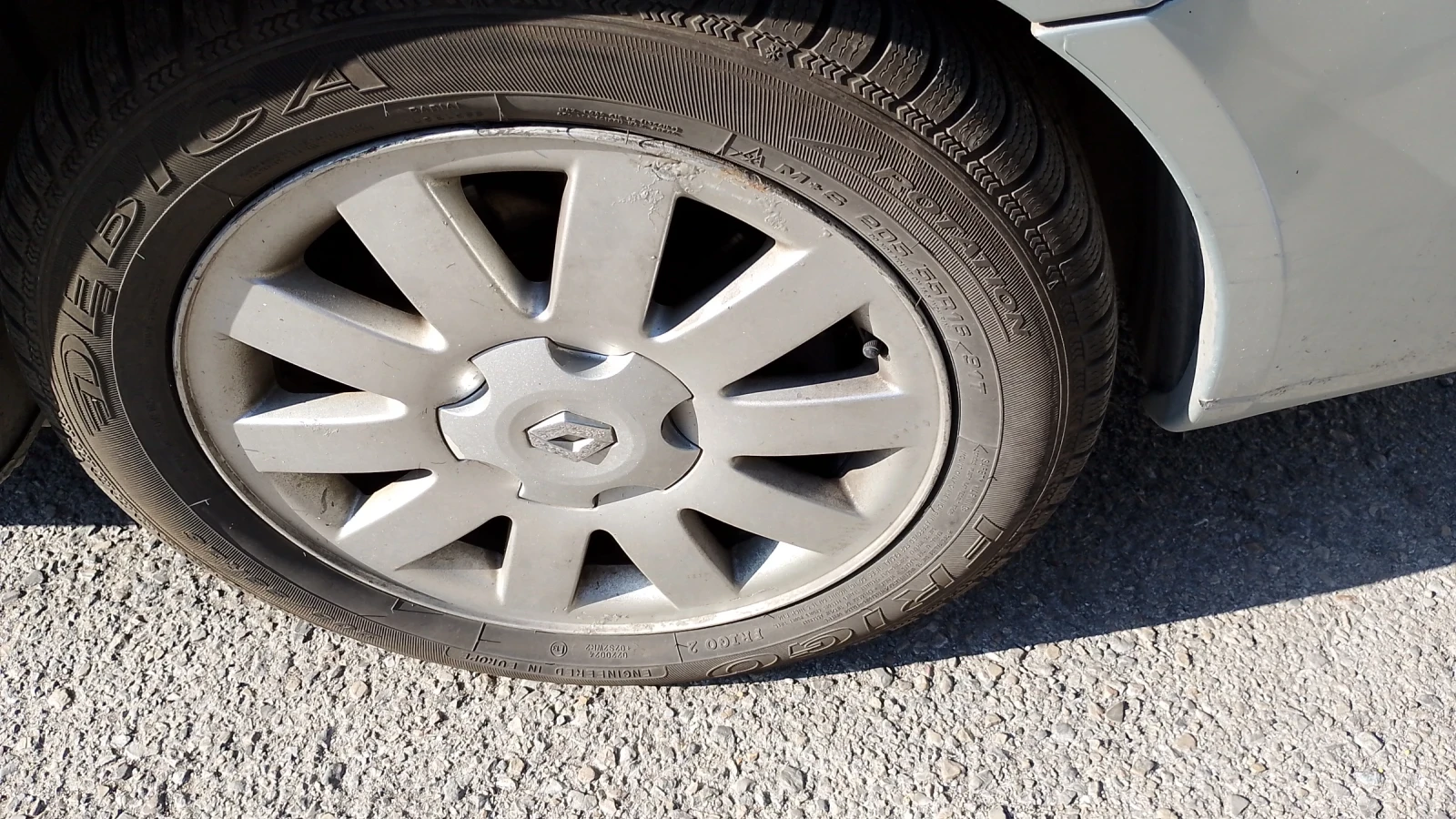 ���� � ������ 205/60R16 �� Renault Laguna | Mobile.bg � ����������� 3