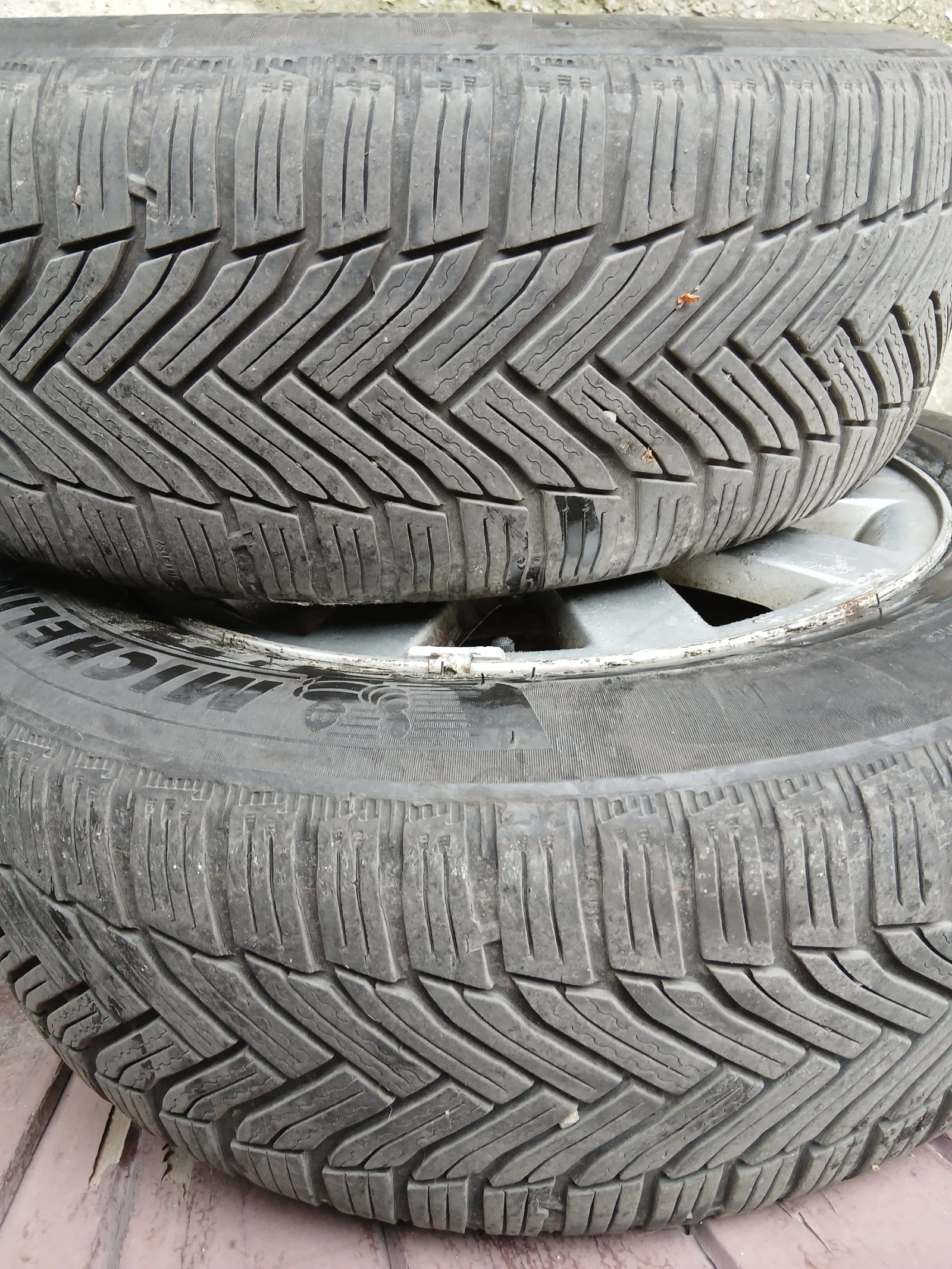 Гуми с джанти Други 205/60R16, снимка 8 - Гуми и джанти - 51698954