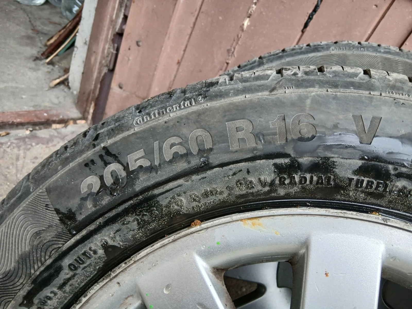 Гуми с джанти Други 205/60R16, снимка 10 - Гуми и джанти - 51698954