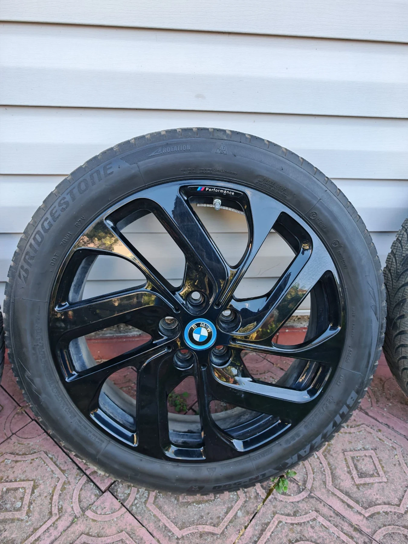 Гуми с джанти Bridgestone 155/70R19, снимка 4 - Гуми и джанти - 56066345