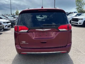 Chrysler Pacifica * Touring L Plus * АВТОКРЕДИТ БЕЗ ПЪРВОНАЧАЛНА* , снимка 4