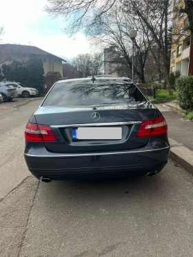 Mercedes-Benz E 350 Седан, снимка 4