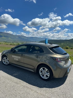 Toyota Corolla 1.8 Hybrid | Mobile.bg    9