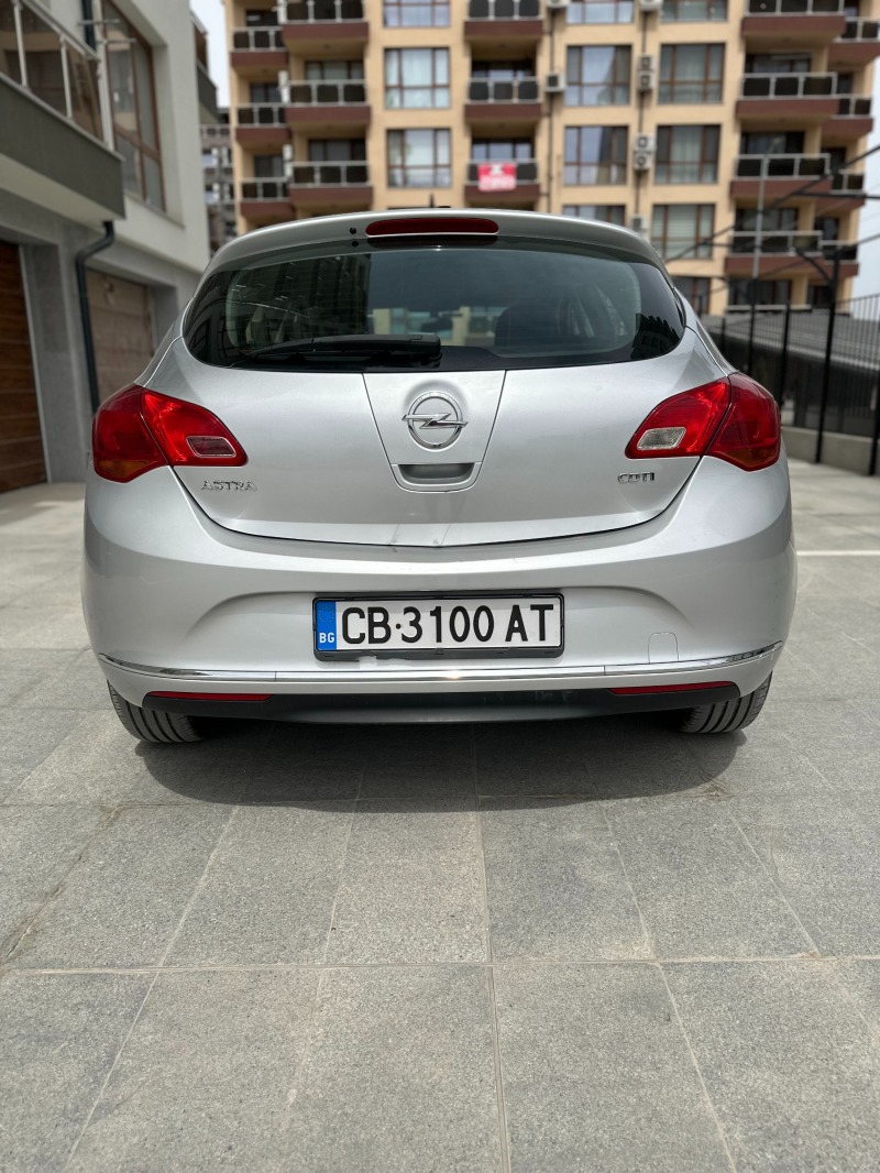 Opel Astra, снимка 3 - Автомобили и джипове - 45302115