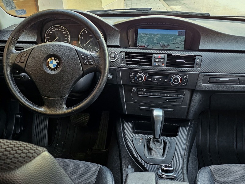 BMW 320 D xDrive, снимка 10 - Автомобили и джипове - 45482457