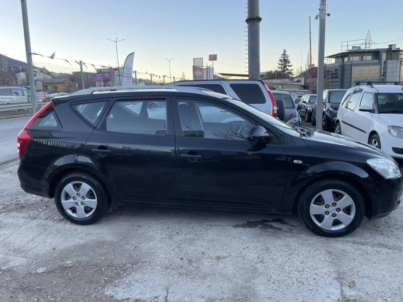 Kia Ceed 1.6/16v, снимка 7 - Автомобили и джипове - 48407008