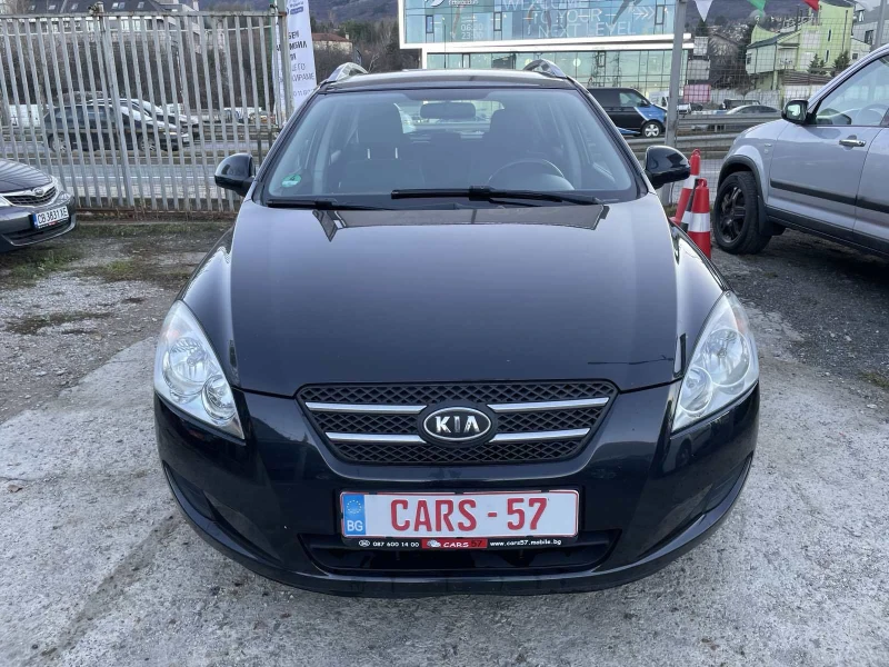 Kia Ceed 1.6/16v, снимка 5 - Автомобили и джипове - 48407008