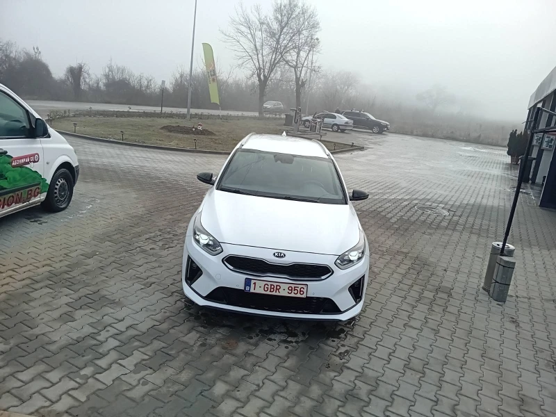 Kia Ceed 1.5 T-GDI GT-Line, снимка 3 - Автомобили и джипове - 48947768