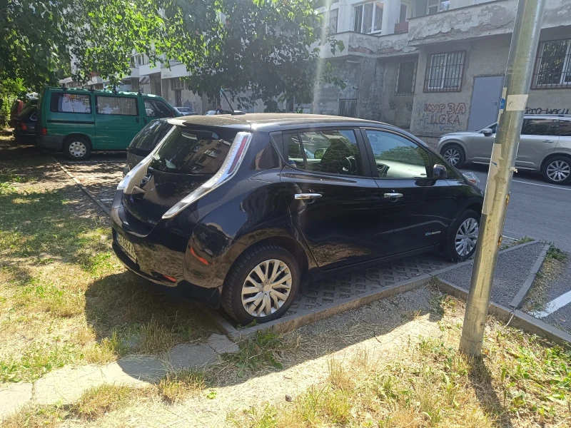 Nissan Leaf , снимка 4 - Автомобили и джипове - 51814240