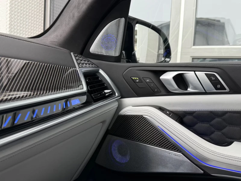 BMW X5M COMPETITION/625HP/B&W-HIGH/360CAM/MEMO/470fpr, снимка 13 - Автомобили и джипове - 51131617