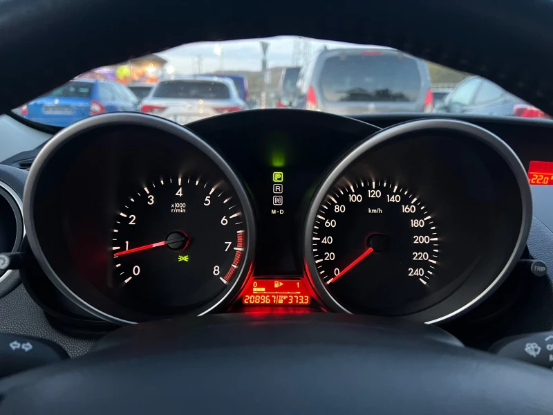 Mazda 3 2.0i АВТОМАТ ШВЕЙЦАРИЯ, снимка 12 - Автомобили и джипове - 52214637