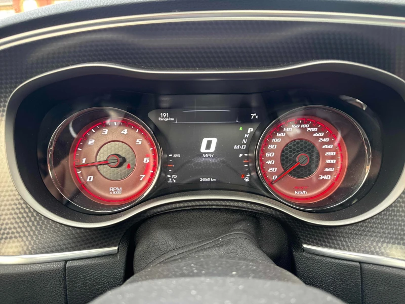 Dodge Charger HELLCAT * * CARFAX * * АВТО КРЕДИТ * * , снимка 8 - Автомобили и джипове - 52508339