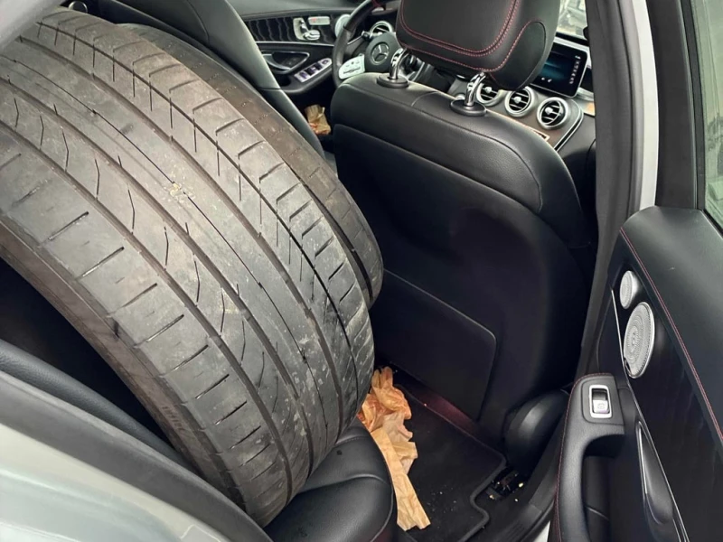 Mercedes-Benz C 43 AMG 2020 * CARFAX * БЕЗ ПЪРВОНАЧАЛНА ВНОСКА, снимка 13 - Автомобили и джипове - 53049954