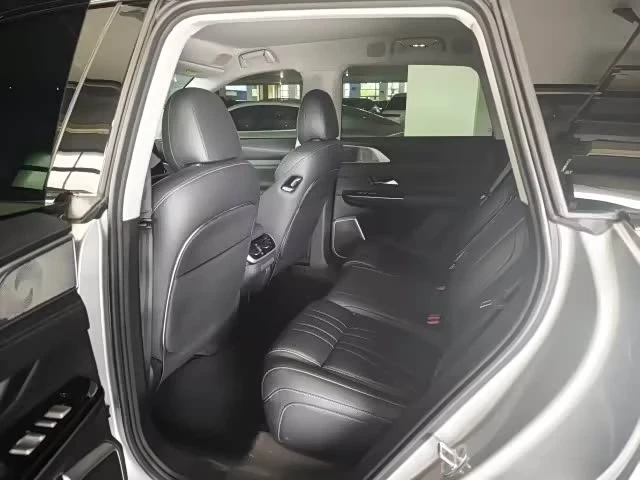 Xpeng G9 AWD Performance Pro 650 autogeorge.com, снимка 8 - Автомобили и джипове - 54591999