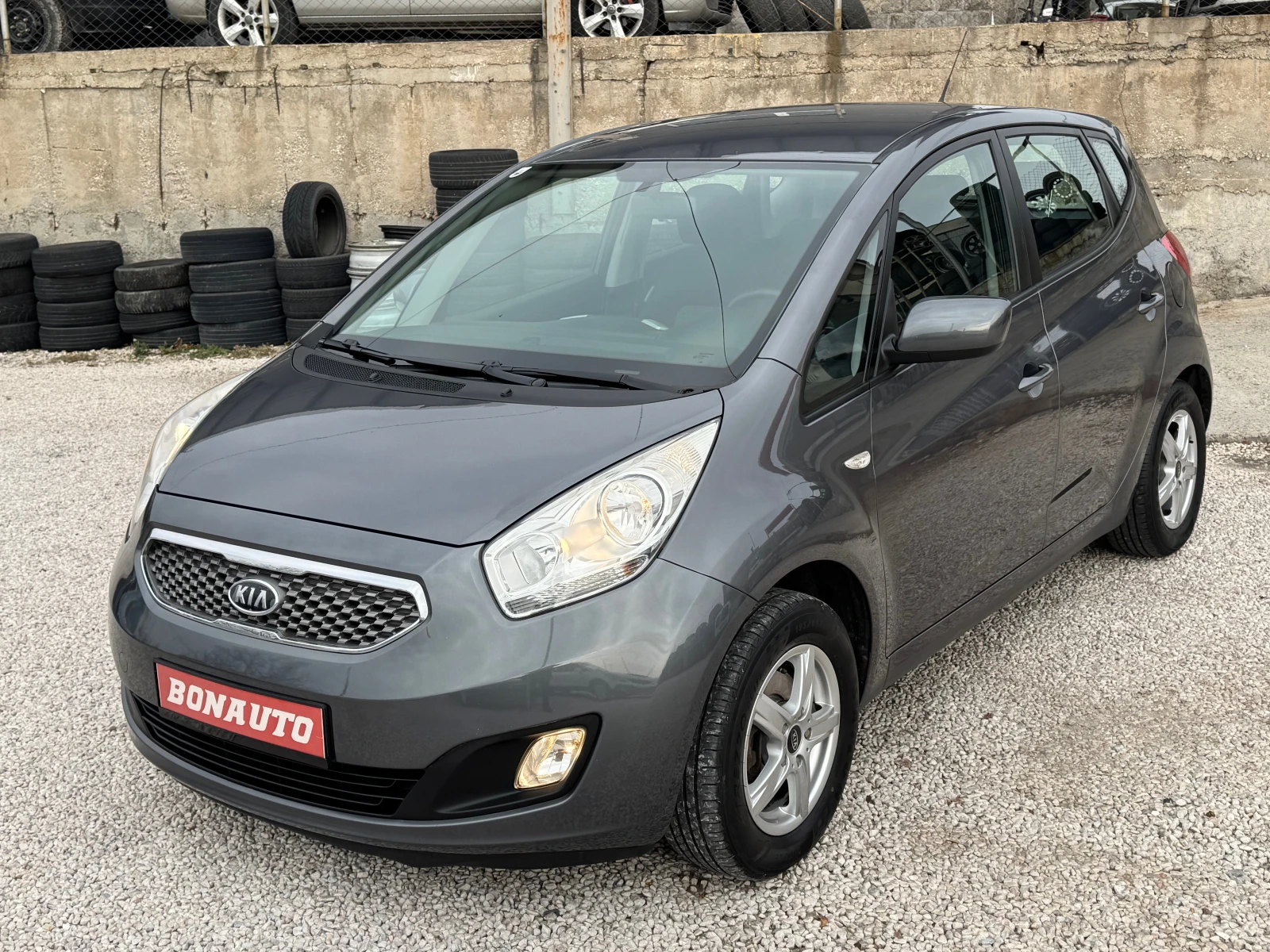 Kia Venga 1.4i - [1] 