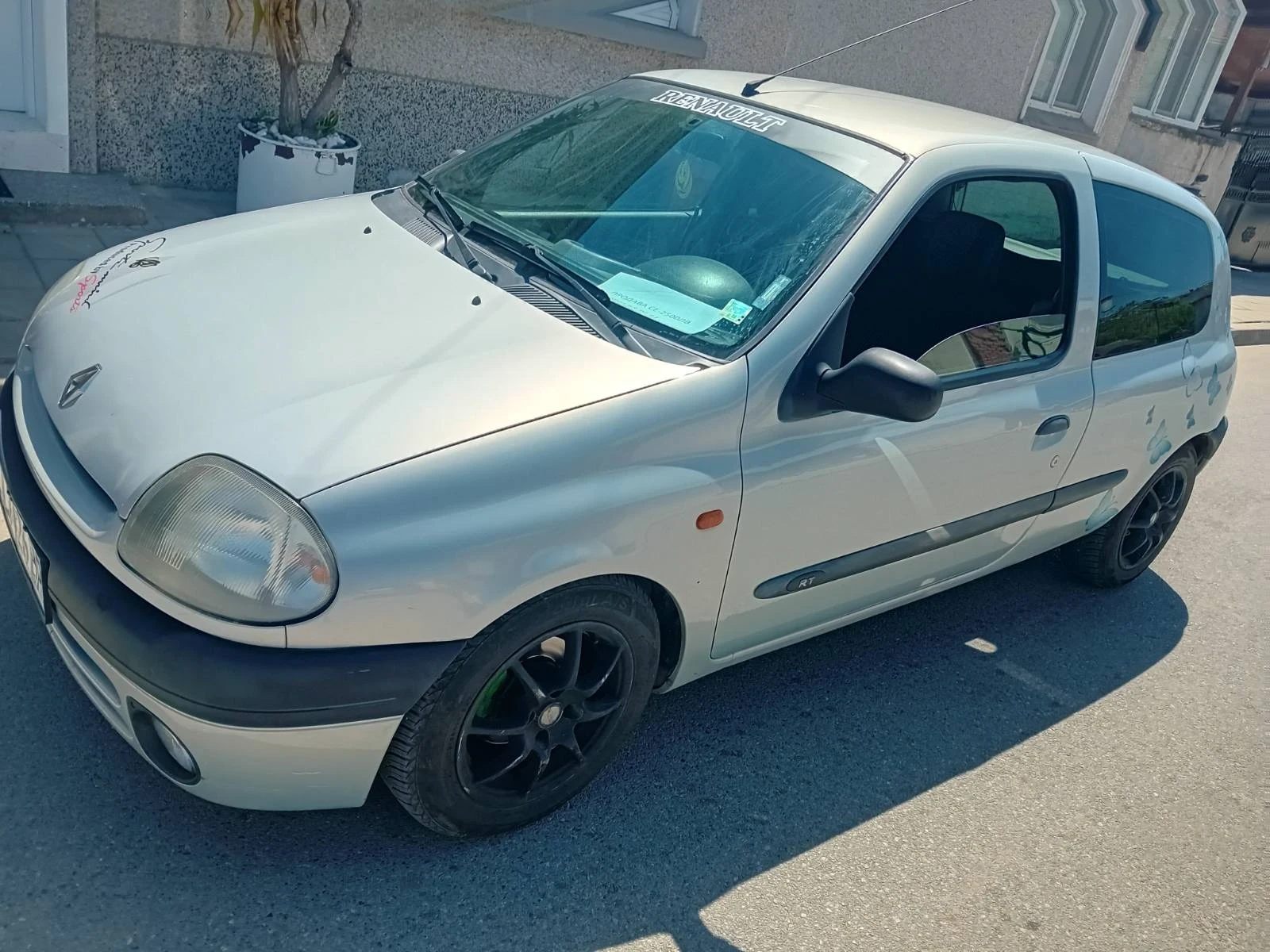 Renault Clio 1.2 обслужена - изображение 2