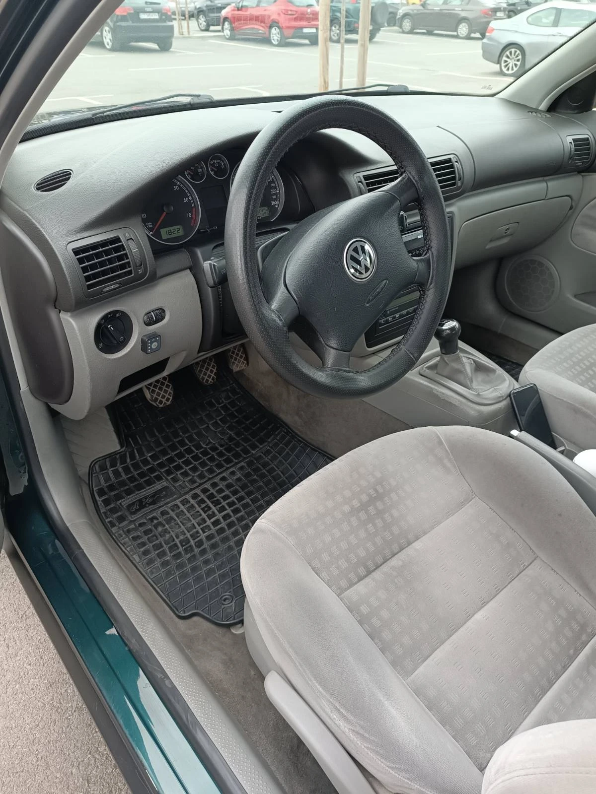 VW Passat 5.5 - изображение 7