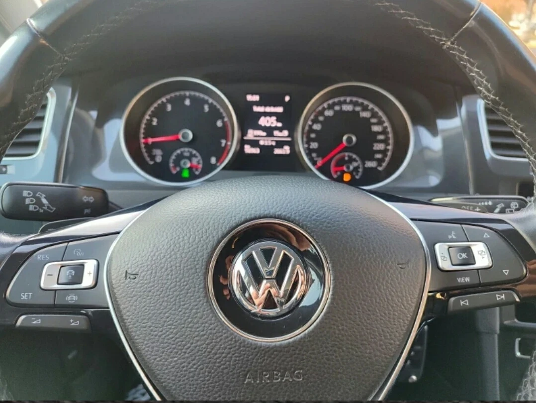 VW Golf 1.5TGI DSG  98000km - изображение 9
