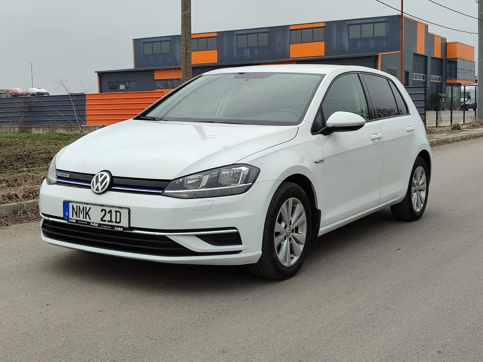 VW Golf 1.5TGI DSG  98000km - изображение 10