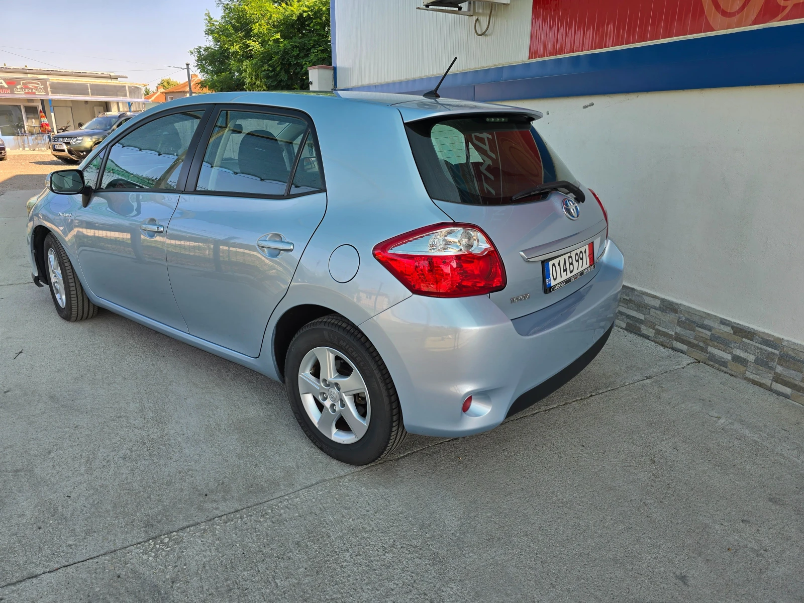Toyota Auris 1.8 - изображение 6