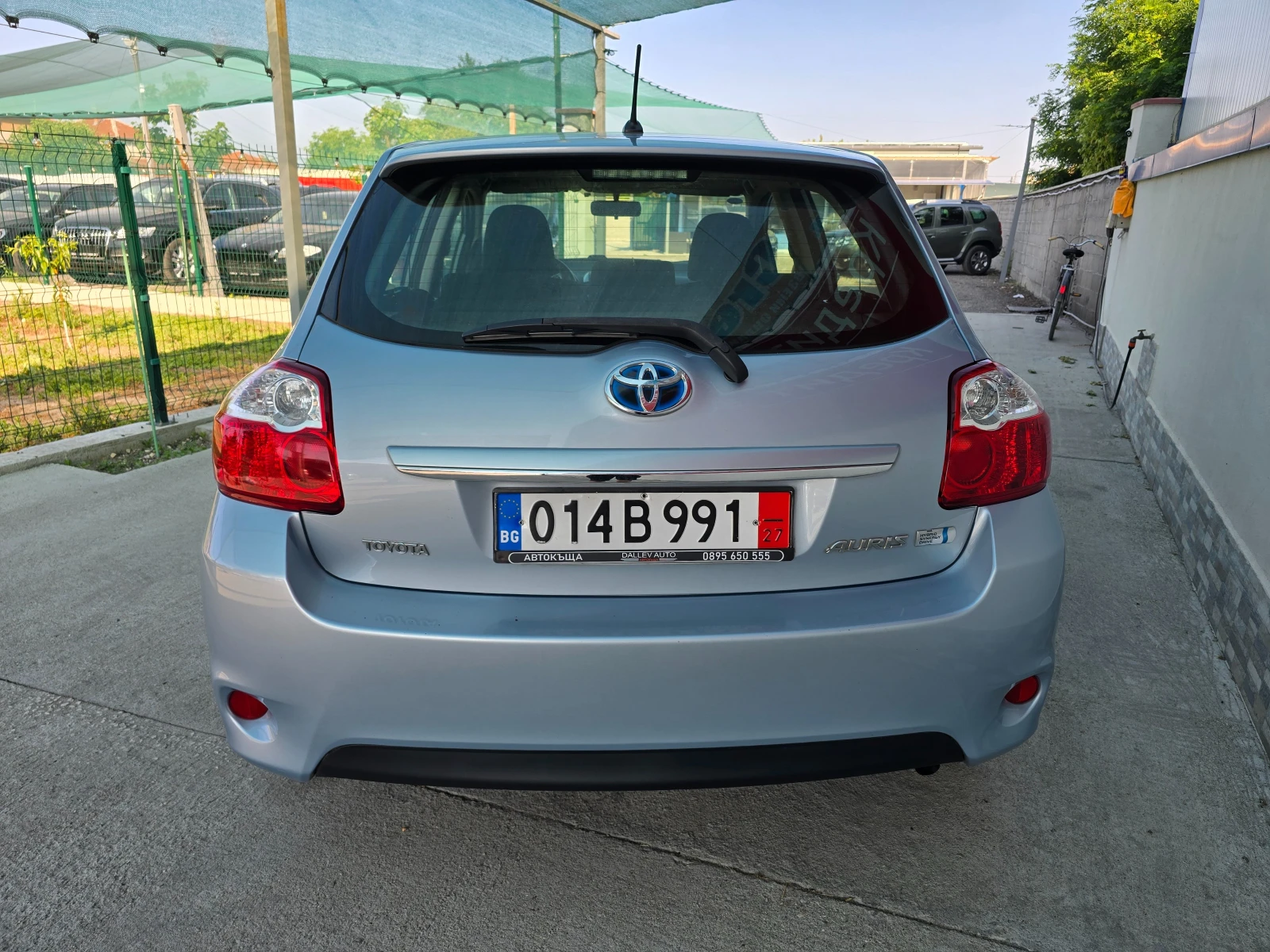 Toyota Auris 1.8 - изображение 7