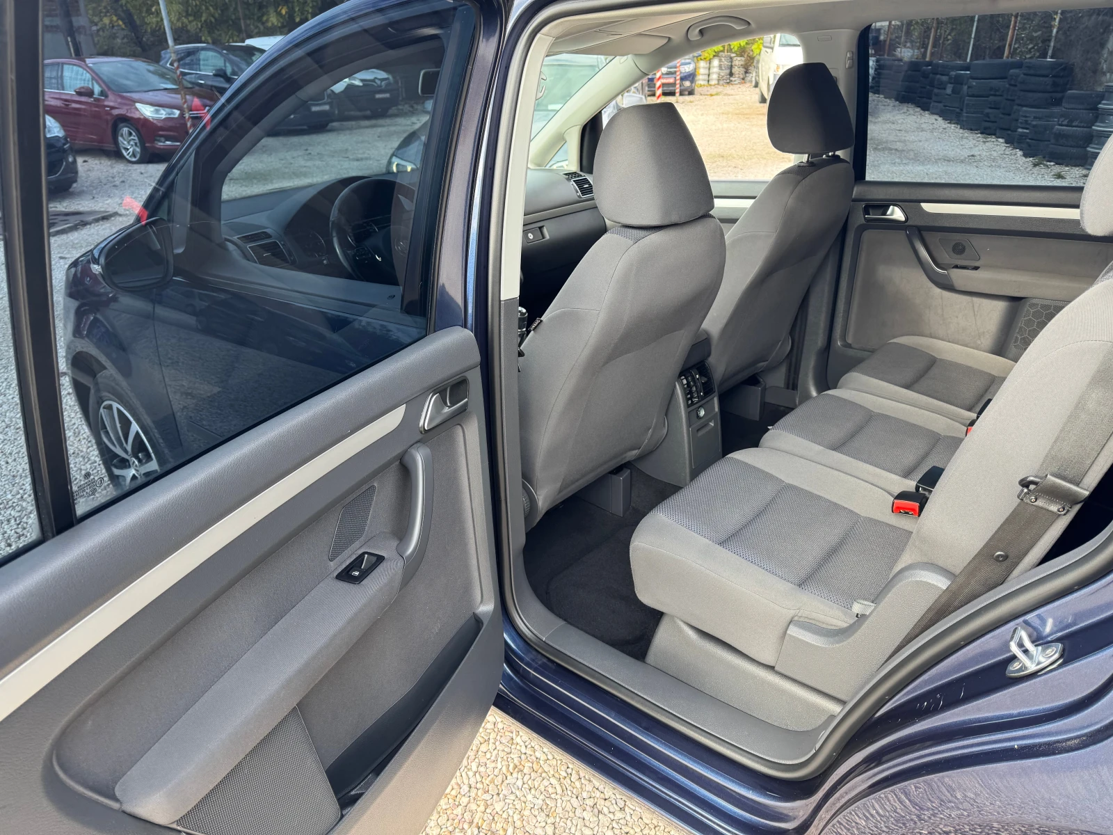 VW Touran 7седалки | Mobile.bg — изображение 16
