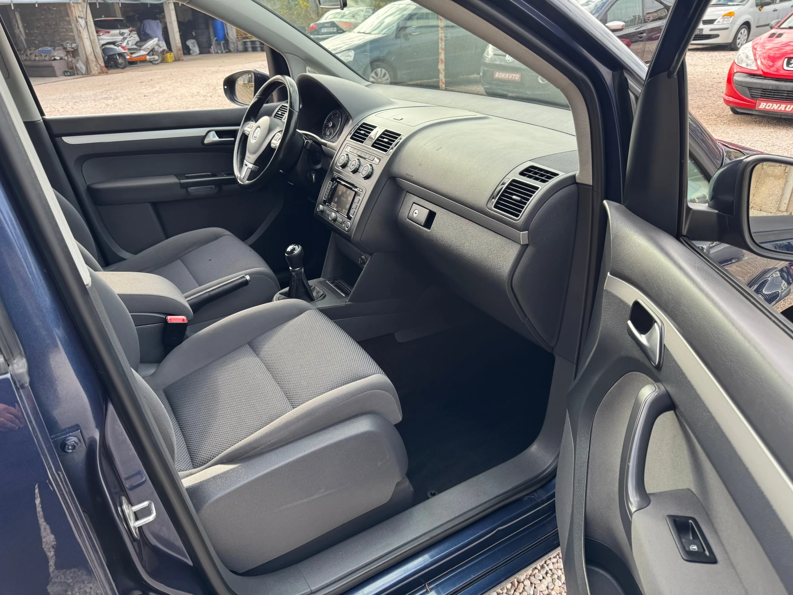 VW Touran 7седалки | Mobile.bg — изображение 17