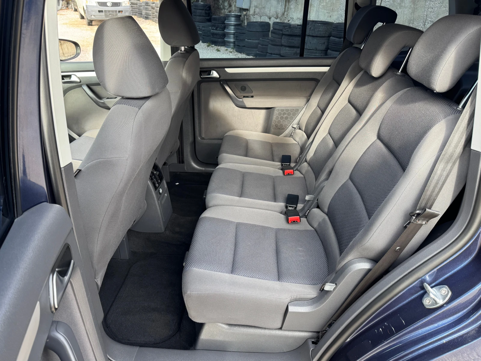 VW Touran 7седалки | Mobile.bg — изображение 12