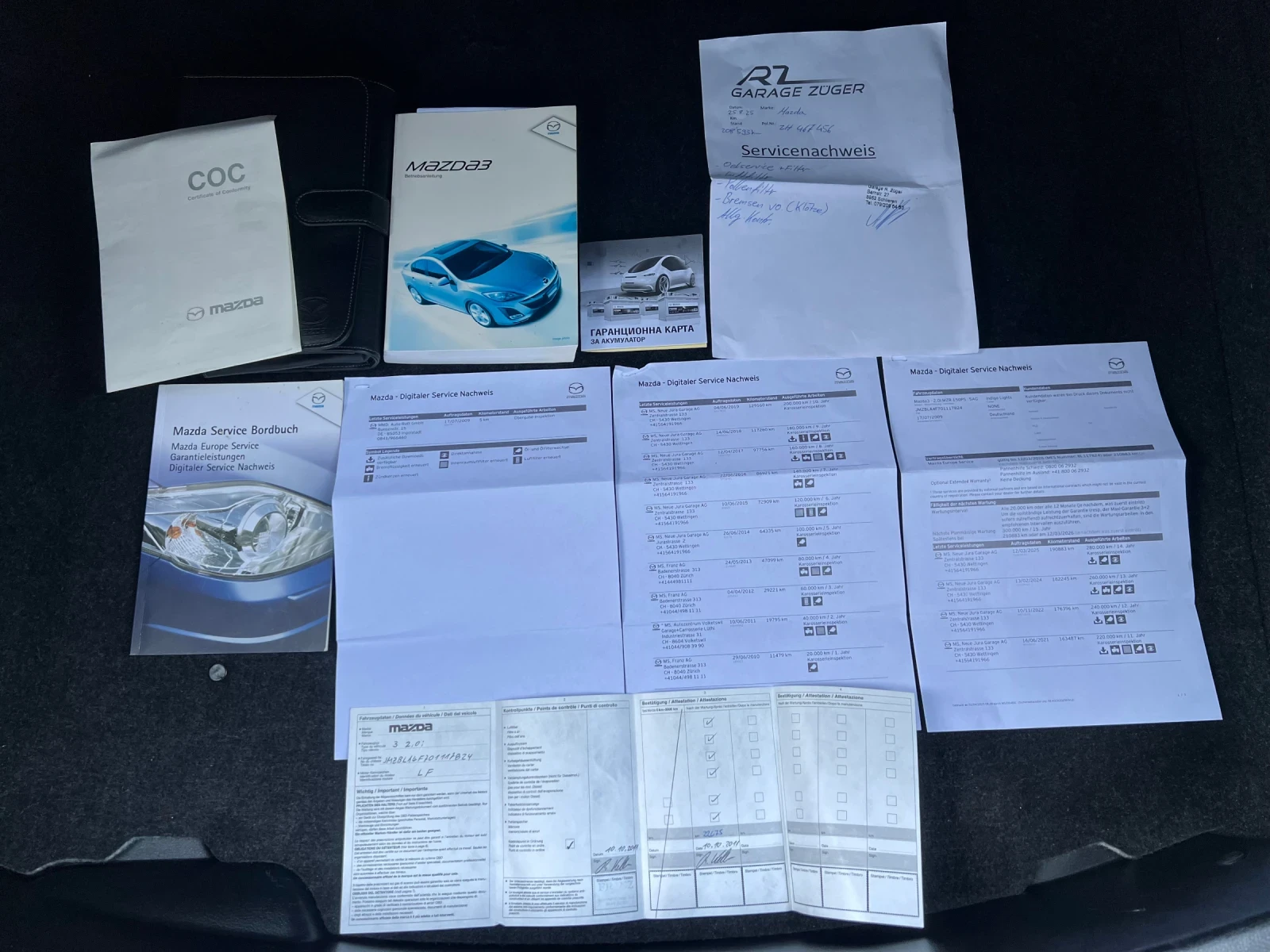 Mazda 3 2.0i АВТОМАТ ШВЕЙЦАРИЯ, снимка 15 - Автомобили и джипове - 52214637