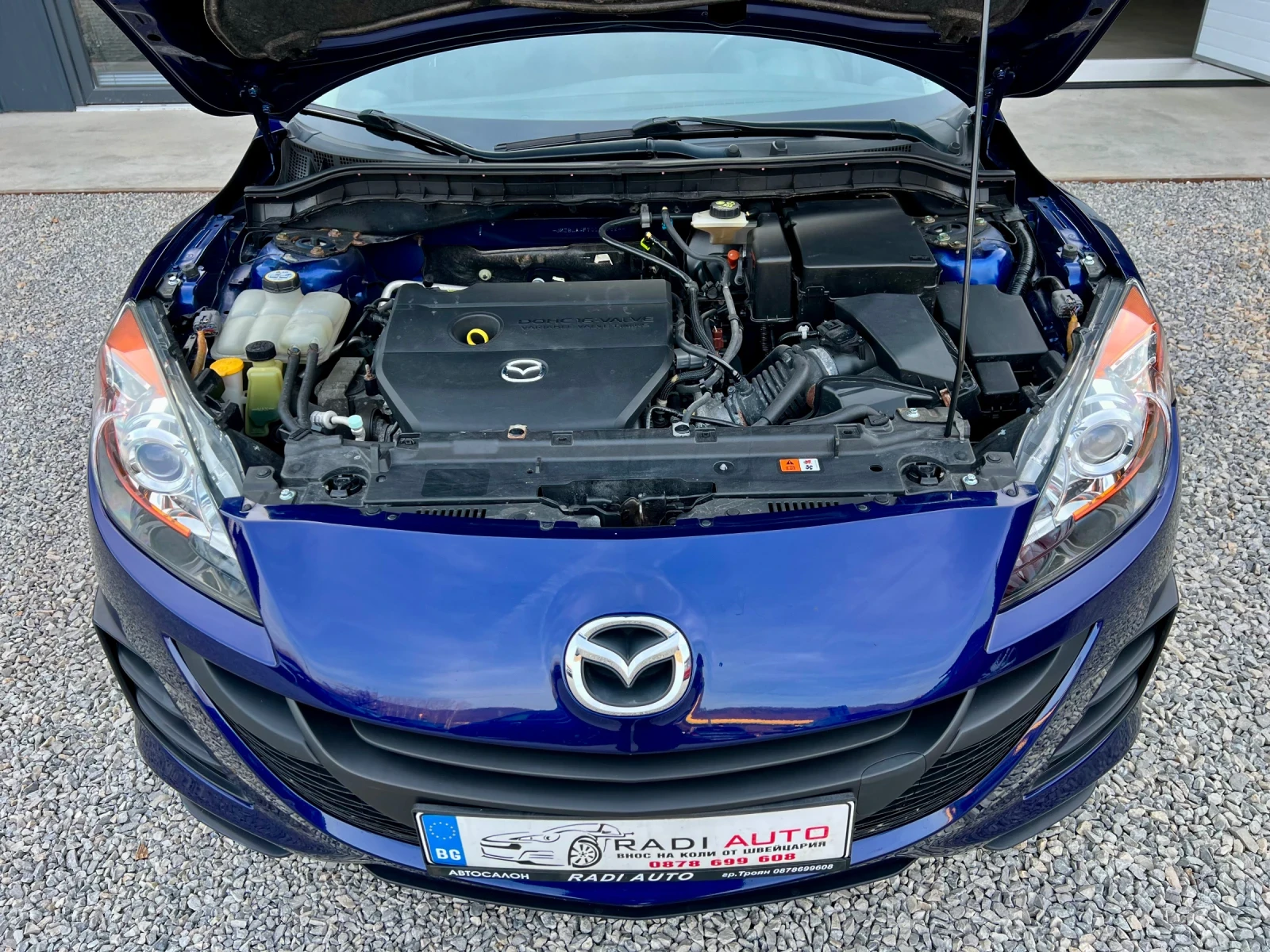 Mazda 3 2.0i АВТОМАТ ШВЕЙЦАРИЯ, снимка 6 - Автомобили и джипове - 52214637