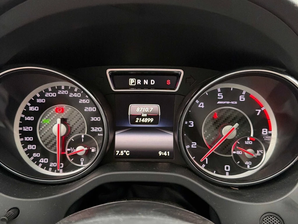 Mercedes-Benz CLA 45 AMG * CARFAX * БЕЗ ПЪРВОНАЧАЛНА ВНОСКА - изображение 8