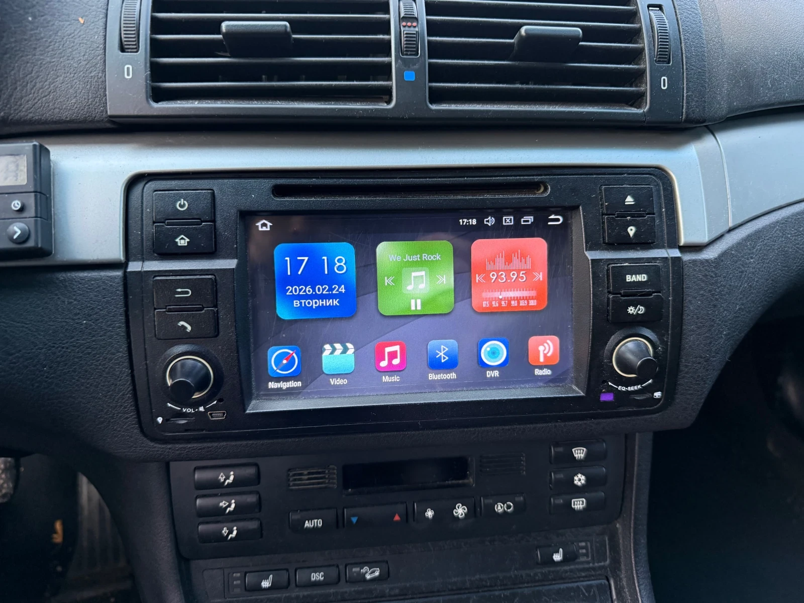 BMW 330 XD Рекаро Салон, снимка 8 - Автомобили и джипове - 53716555