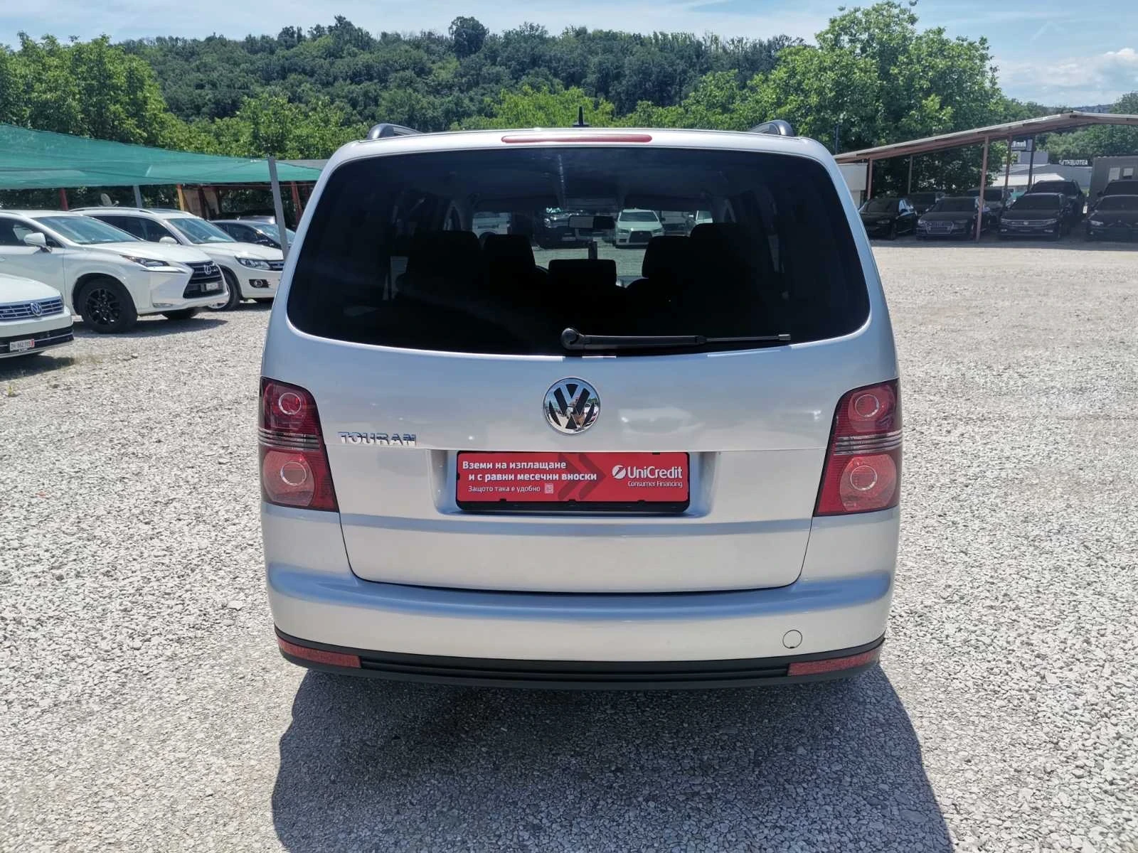 VW Touran 1.6 I 102 k.c.7-МЕСТА, снимка 5 - Автомобили и джипове - 53810400