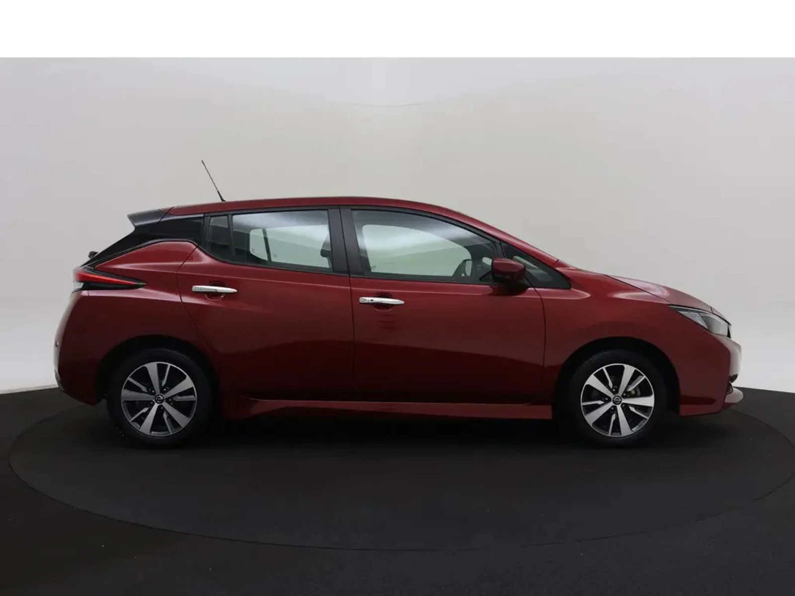 Nissan Leaf  40 kWh Acenta | Mobile.bg � ����������� 3
