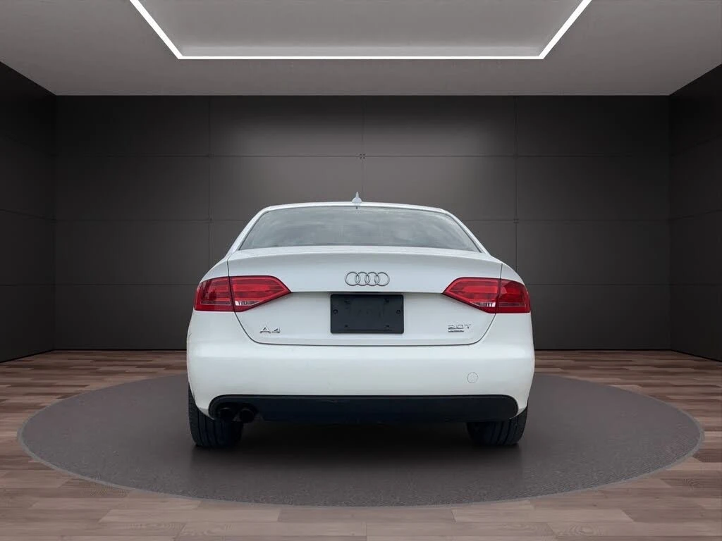 Audi A4 2.0Т* АвтоКредит* (ЦЕНА ДО БГ), снимка 5 - Автомобили и джипове - 54000307