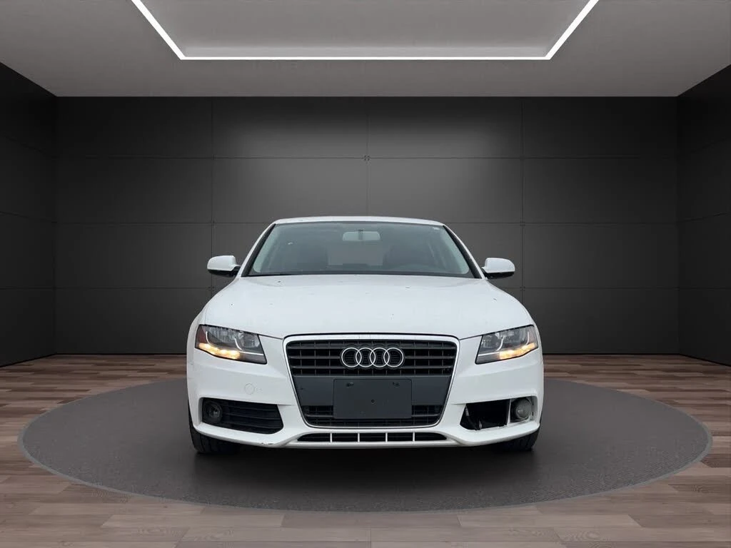 Audi A4 2.0Т* АвтоКредит* (ЦЕНА ДО БГ), снимка 2 - Автомобили и джипове - 54000307