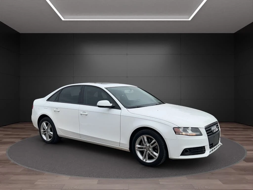 Audi A4 2.0Т* АвтоКредит* (ЦЕНА ДО БГ), снимка 3 - Автомобили и джипове - 54000307
