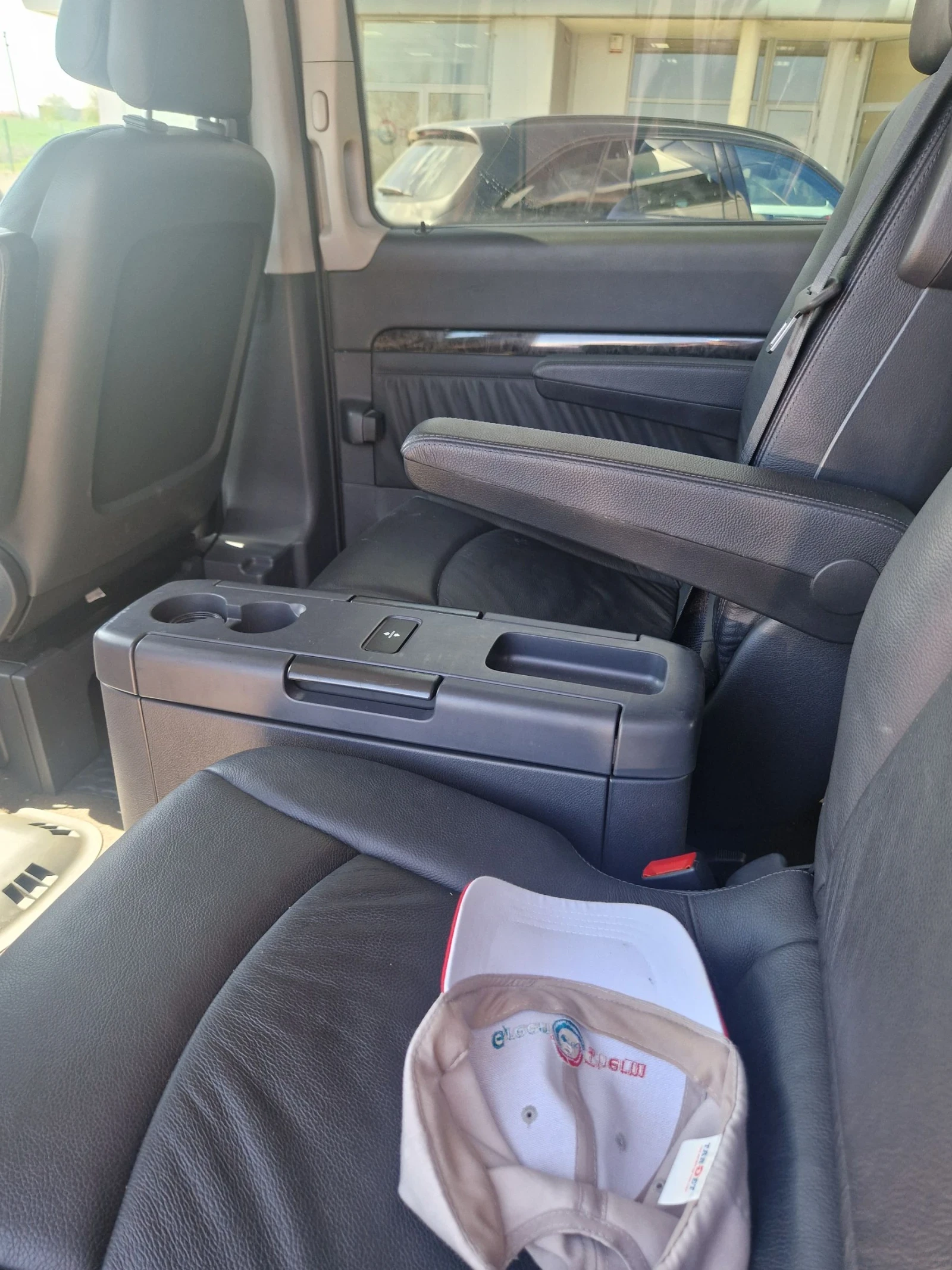 Mercedes-Benz Viano Mercedes-Benz Viano 2.2 CDI Automatik , снимка 7 - Автомобили и джипове - 54140768