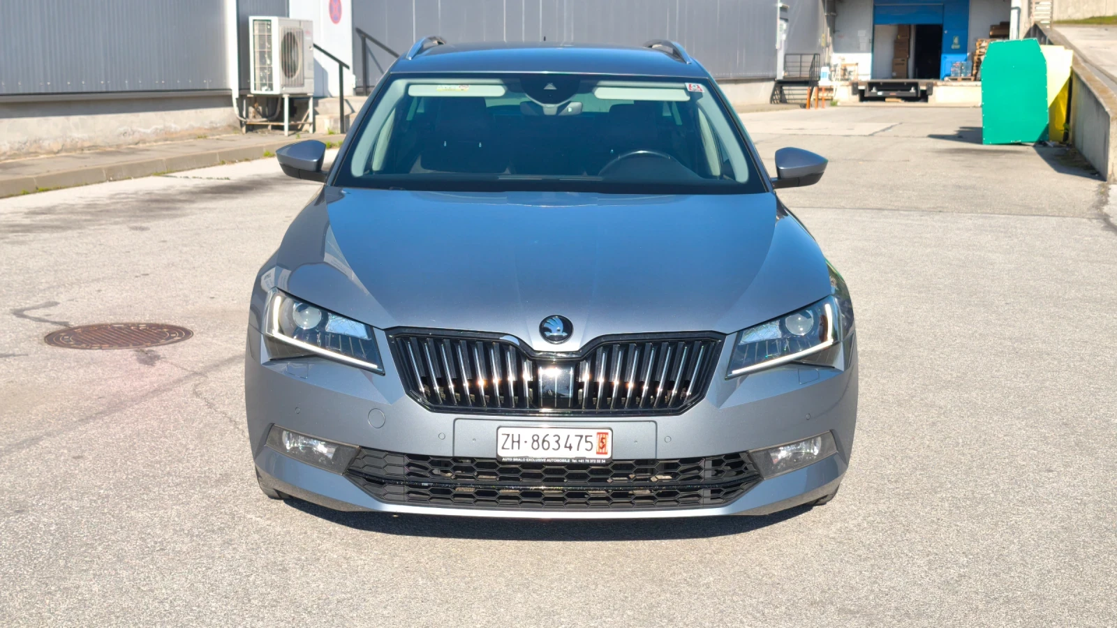 Skoda Superb 2.0TSi 280кс 4x4 Внос от Швейцария Перфектна
