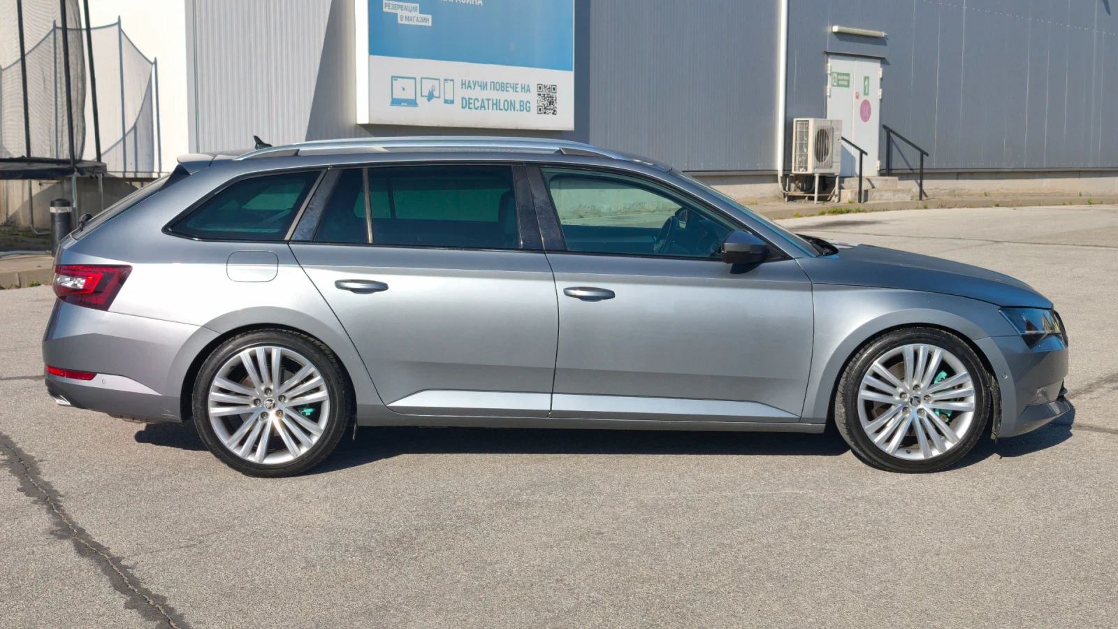 Skoda Superb 2.0TSi 280кс 4x4 Внос от Швейцария Перфектна, снимка 4 - Автомобили и джипове - 54598239