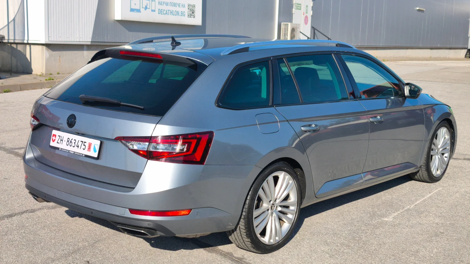 Skoda Superb 2.0TSi 280кс 4x4 Внос от Швейцария Перфектна, снимка 8 - Автомобили и джипове - 54598239